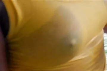 Az orosz nagyvállalatok rábeszéltek apa lànya szex egy dohányzó csajt a szexre, és szopás után az análisba szarták.