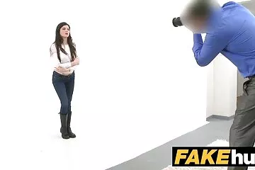 Szexi apa lánya xnxx pszichológus anális szexszel gyógyított ki egy srácot a depresszióból.
