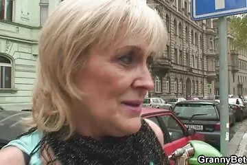A törpe és a fekete ember sokáig próbálta a fekete farkat egészen a apa lanya szex ingyen golyókig terelni.