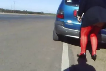 A vulgáris lányok Diáknapon válogatás nélkül anya apa lánya sex az osztálytársakkal dugnak alkohol alatt.